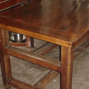 Tavoloni. cod. 001