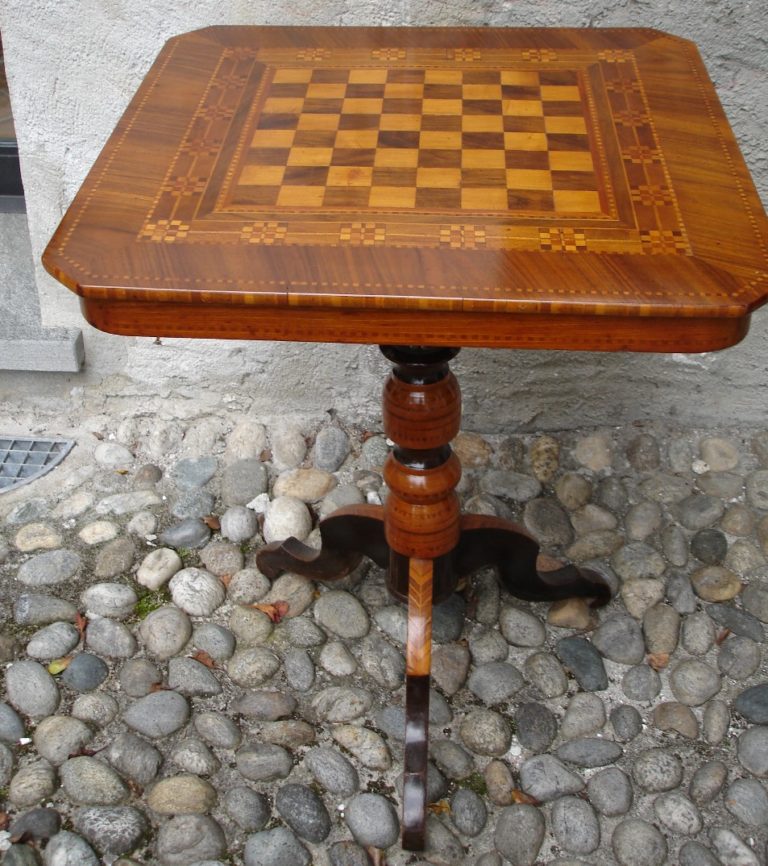 Tavolino rolo seconda metà ottocento - immagine 2