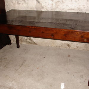Tavolo rustico piano in castagno telaio gambe in faggio