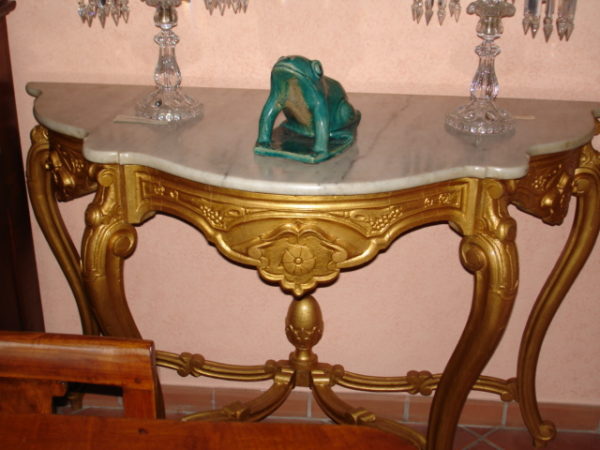 Console dorata con piano in marmo - immagine 3