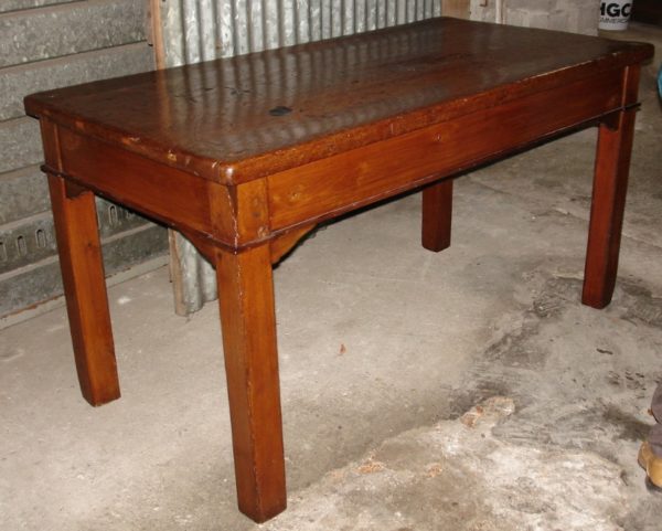 Tavolo rustico piano in castagno telaio gambe in faggio - immagine 2